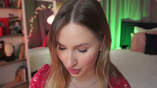 Snapshot of AnnLevine chatting on 6, 3, 2025 AnnLevine online show from 6, 3, 2025