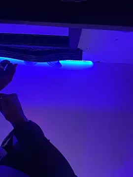 touchm cockhard online show from 6, 2, 2026