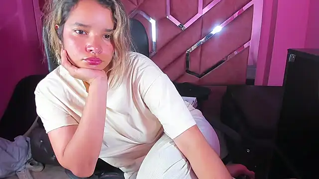 Olivia Fox69 online show from 10, 2, 2025