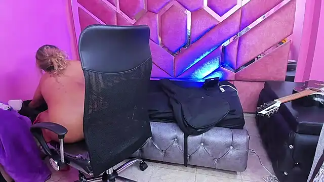 Olivia Fox69 online show from 18, 2, 2025