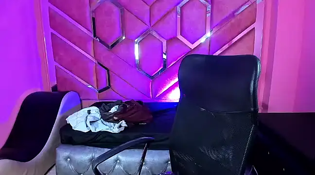 Olivia Fox69 online show from 8, 3, 2025