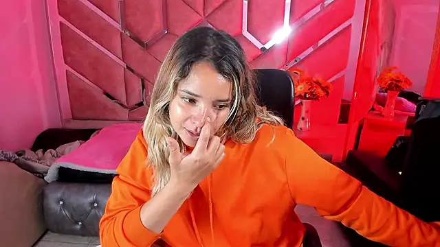 Olivia Fox69 online show from 29, 9, 2025