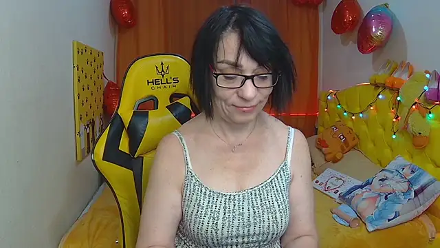 SandraHormas online show from 5, 3, 2025