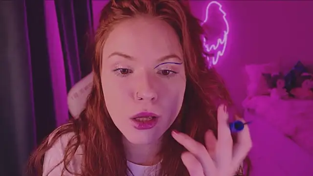 Snapshot of Elsie_Ginger chatting on 14, 12, 2024 Elsie Ginger online show from 14, 12, 2024