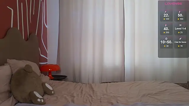 EvaCroan online show from 7, 3, 2025