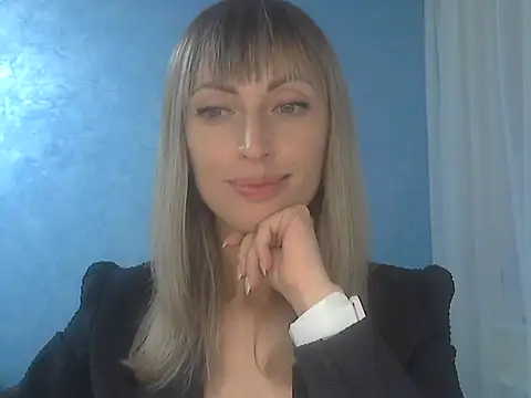 Snapshot of EffectMaya chatting on 19, 9, 2025 EffectMaya online show from 19, 9, 2025