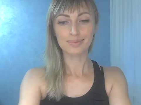 Snapshot of EffectMaya chatting on 23, 9, 2025 EffectMaya online show from 23, 9, 2025