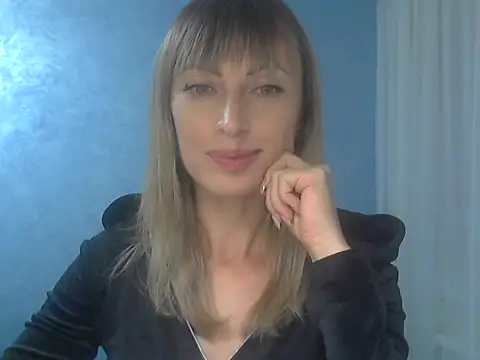 Snapshot of EffectMaya chatting on 8, 10, 2025 EffectMaya online show from 8, 10, 2025