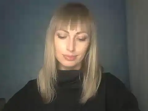 Snapshot of EffectMaya chatting on 16, 10, 2025 EffectMaya online show from 16, 10, 2025