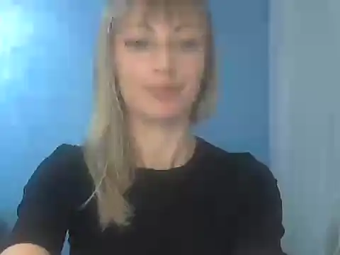 Snapshot of EffectMaya chatting on 6, 11, 2025 EffectMaya online show from 6, 11, 2025