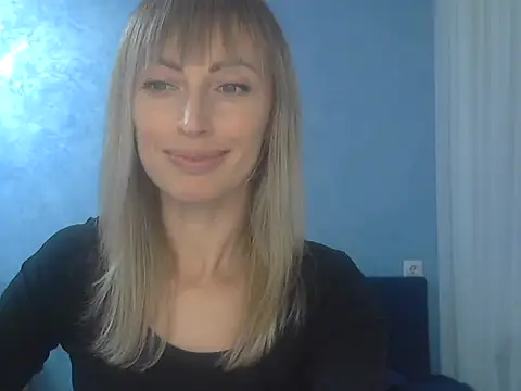 Snapshot of EffectMaya chatting on 9, 11, 2025 EffectMaya online show from 9, 11, 2025