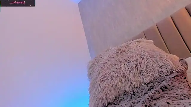 Victoria romanox online show from 24, 2, 2025