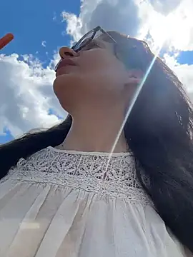 BeautifulMesss online show from 12, 7, 2026