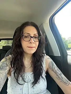 BeautifulMesss online show from 17, 7, 2026