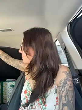 BeautifulMesss online show from 4, 8, 2026