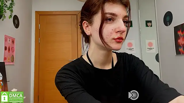 Bunny ShyGirl online show from 27, 2, 2025