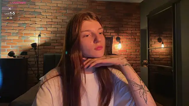 Bunny ShyGirl online show from 9, 9, 2025