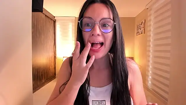 Snapshot of anabel_025 chatting on 13, 2, 2025 anabel 025 online show from 13, 2, 2025