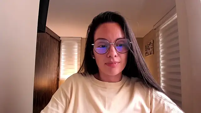 Snapshot of anabel_025 chatting on 5, 3, 2025 anabel 025 online show from 5, 3, 2025