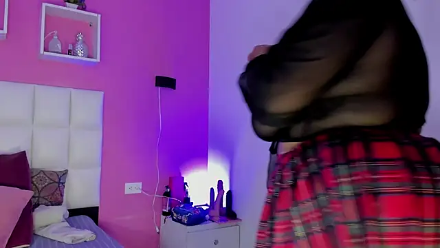 Alanna hot3 online show from 2, 8, 2026