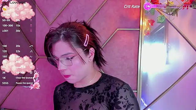 Snapshot of Yuri_Stars chatting on 24, 2, 2025 Yuri Stars online show from 24, 2, 2025