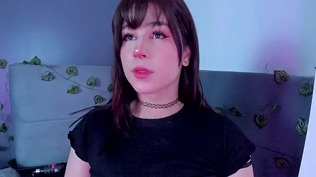 Snapshot of Yuri_Stars chatting on 17, 3, 2025 Yuri Stars online show from 17, 3, 2025