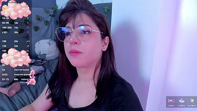 Snapshot of Yuri_Stars chatting on 20, 3, 2025 Yuri Stars online show from 20, 3, 2025