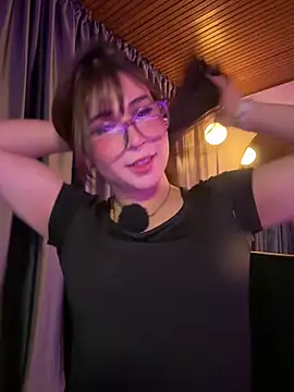 Yuri Stars online show from 6, 5, 2026