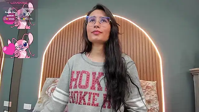 NayeCloud online show from 9, 9, 2025