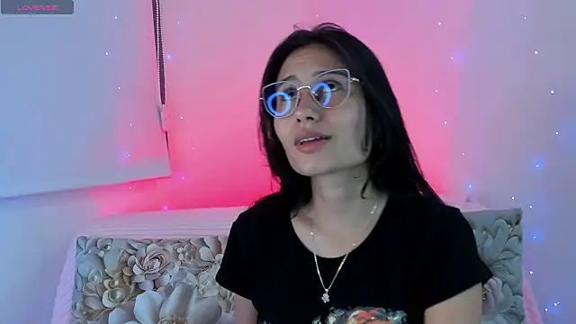 NayeCloud online show from 22, 3, 2026