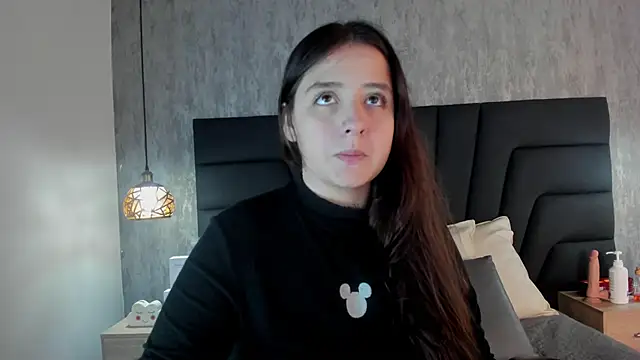 Sabrina Lennox online show from 11, 2, 2025