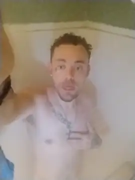 Snapshot of dadyyD95 chatting on 22, 11, 2025 dadyyD95 online show from 22, 11, 2025