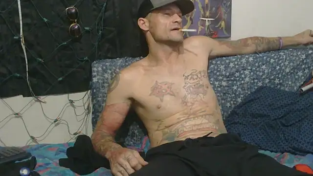 TheOneYouLove69 online show from 2, 11, 2025