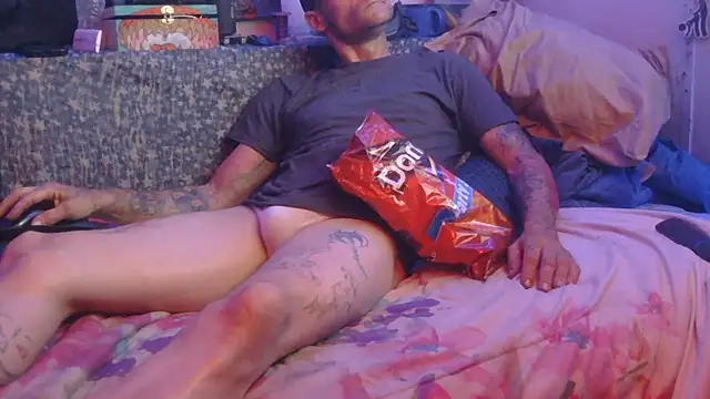 TheOneYouLove69 online show from 16, 11, 2025