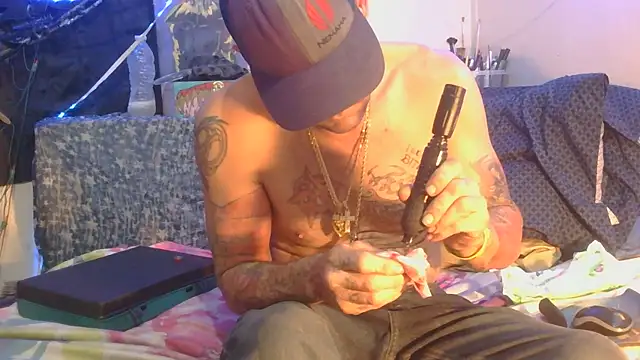 TheOneYouLove69 online show from 17, 11, 2025