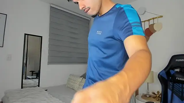 mateoleonee online show from 11, 1, 2025