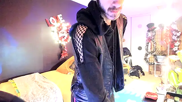 leatherz69 online show from 24, 2, 2025