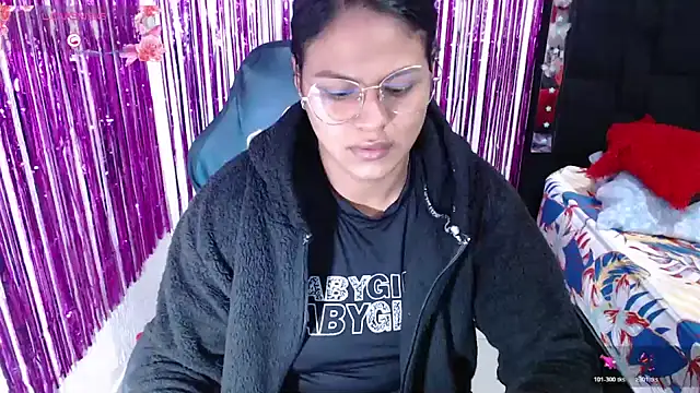 SweetAlmaa online show from 7, 2, 2026