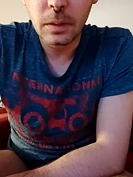 istiaqua90 online show from 2, 12, 2024