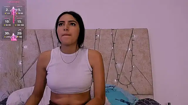 Snapshot of Kaela18 chatting on 26, 12, 2024 Kaela18 online show from 26, 12, 2024