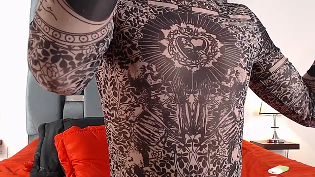 LucyGiraldo online show from 31, 1, 2025