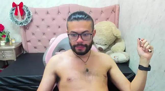 Snapshot of RodriWhite chatting on 8, 1, 2025 RodriWhite online show from 8, 1, 2025