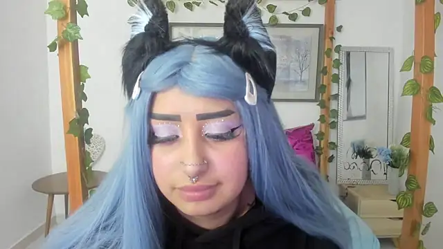 lussyevans24 online show from 17, 3, 2025