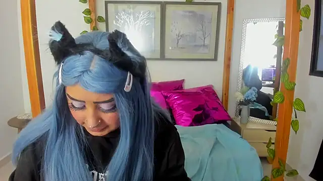 lussyevans24 online show from 20, 3, 2025