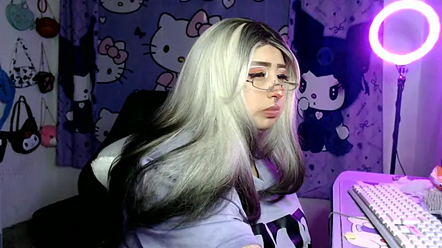 lussyevans24 online show from 16, 3, 2026