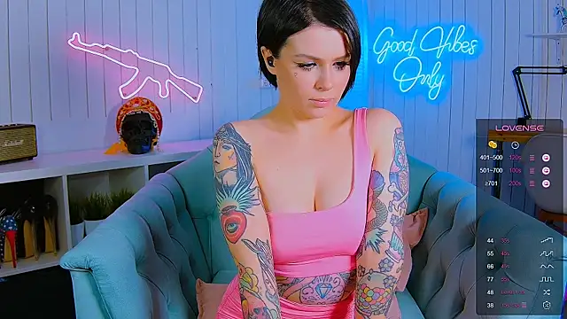 My toys pink online show from 16, 3, 2025