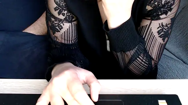 margotgra82 online show from 11, 11, 2025