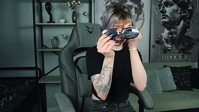 LexiWenford online show from 17, 3, 2026