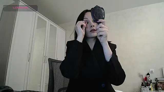 Devil Goddess online show from 5, 5, 2026