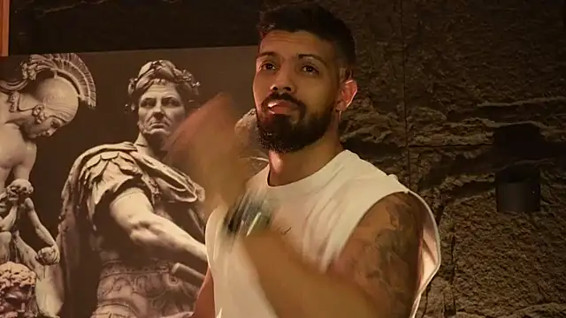 DannSaenz online show from 19, 9, 2025